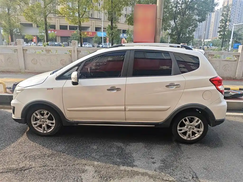 Changan CX20 2016 — фото 21