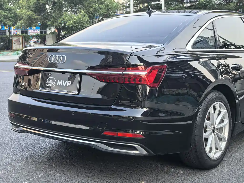 Audi A6L 2022 — фото 7