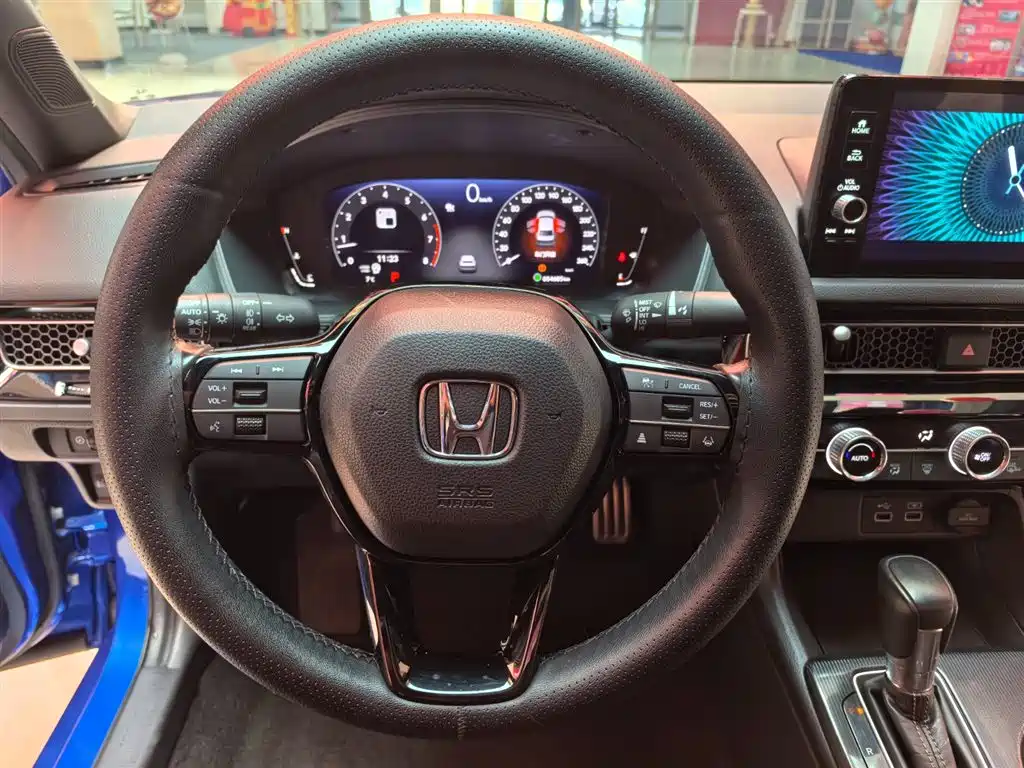 Honda Civic 2023 — фото 13