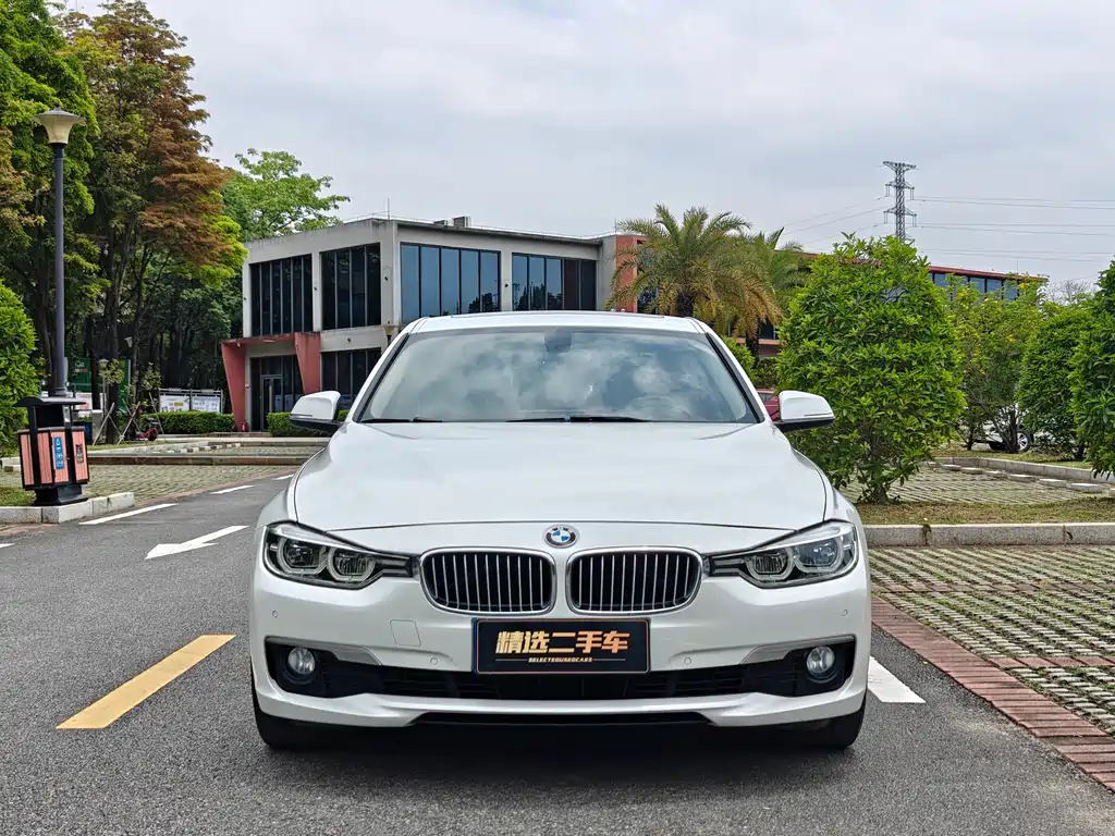 BMW 3 Series 2019 — фото 2