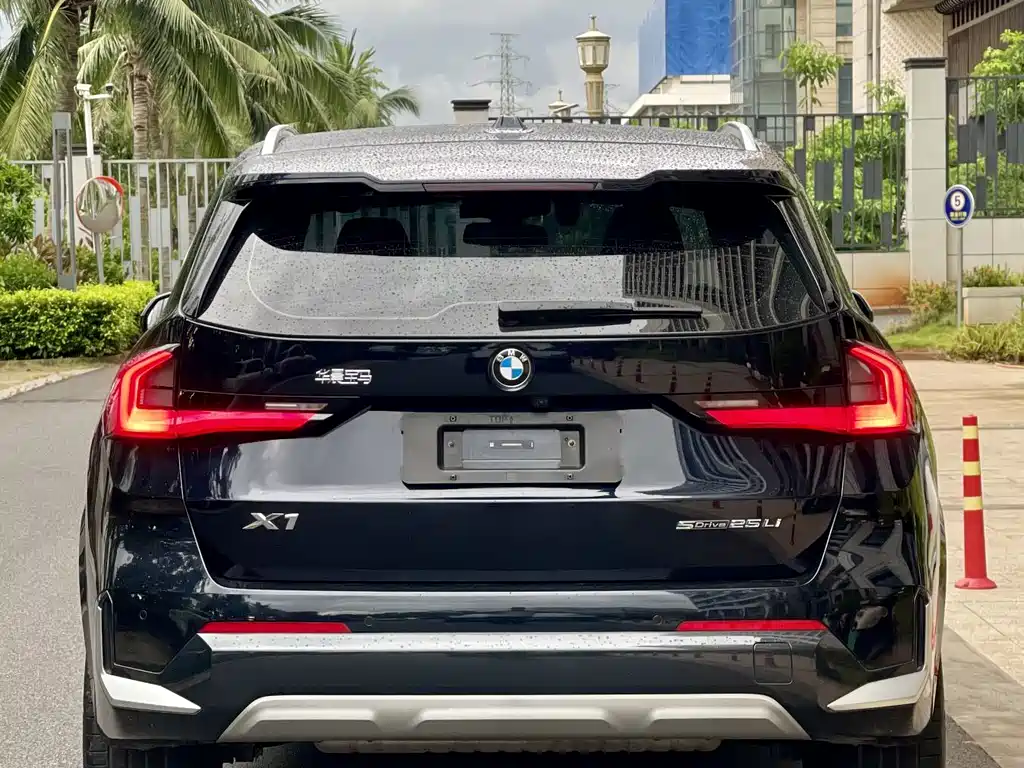 BMW X1 2024 — фото 8