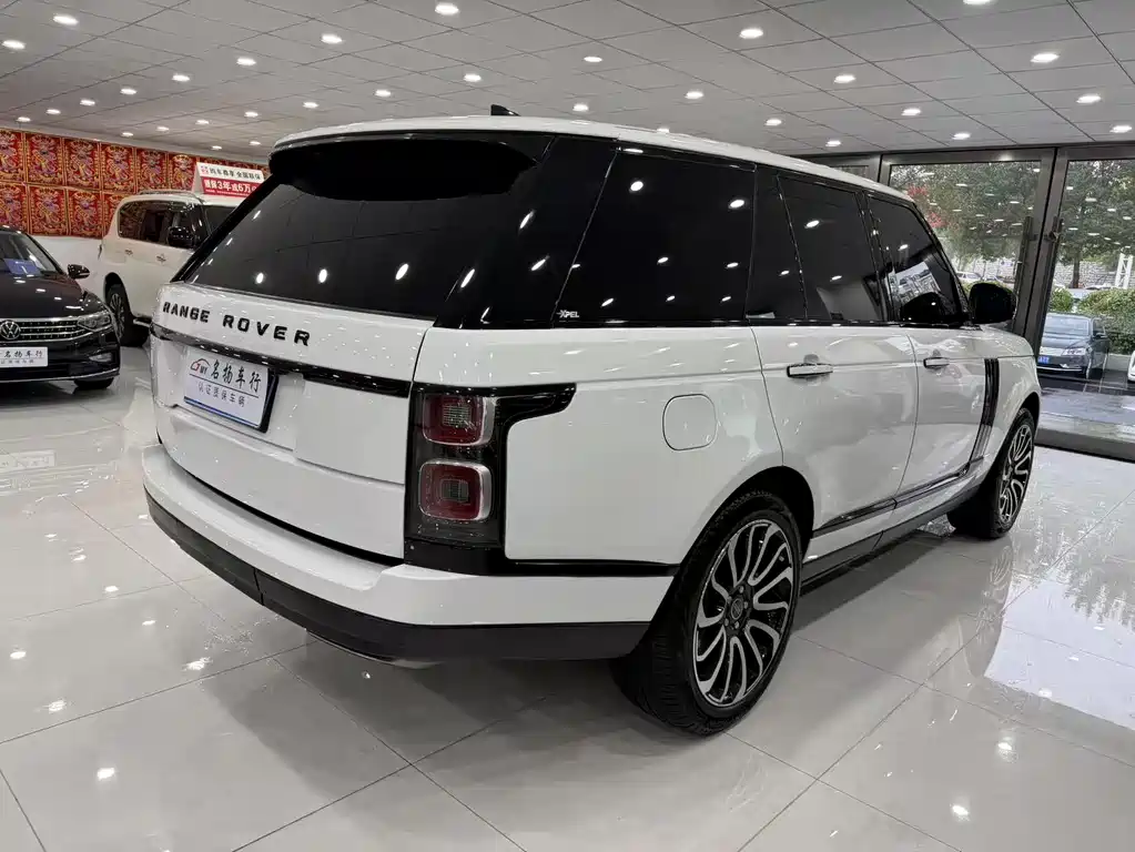 Land Rover Range Rover 2020 — фото 8