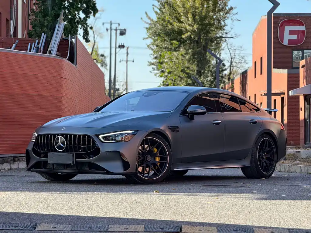 Mercedes-Benz AMG GT 2020 — фото 1