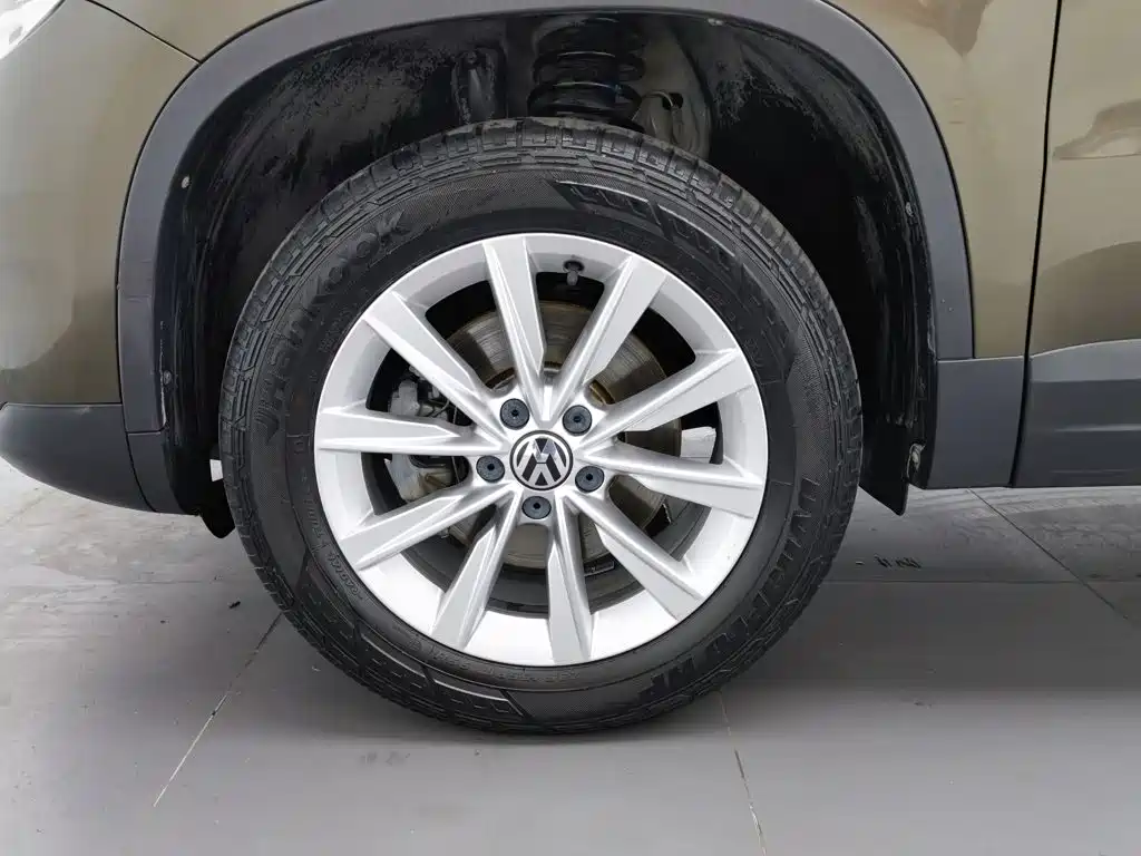 Volkswagen Tiguan 2016 — фото 17