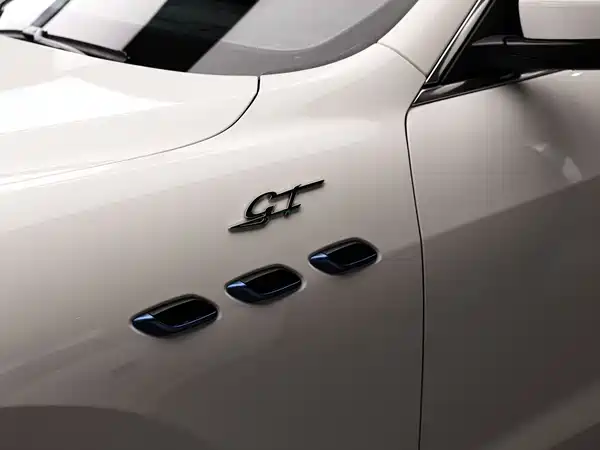 Maserati Levante 2022