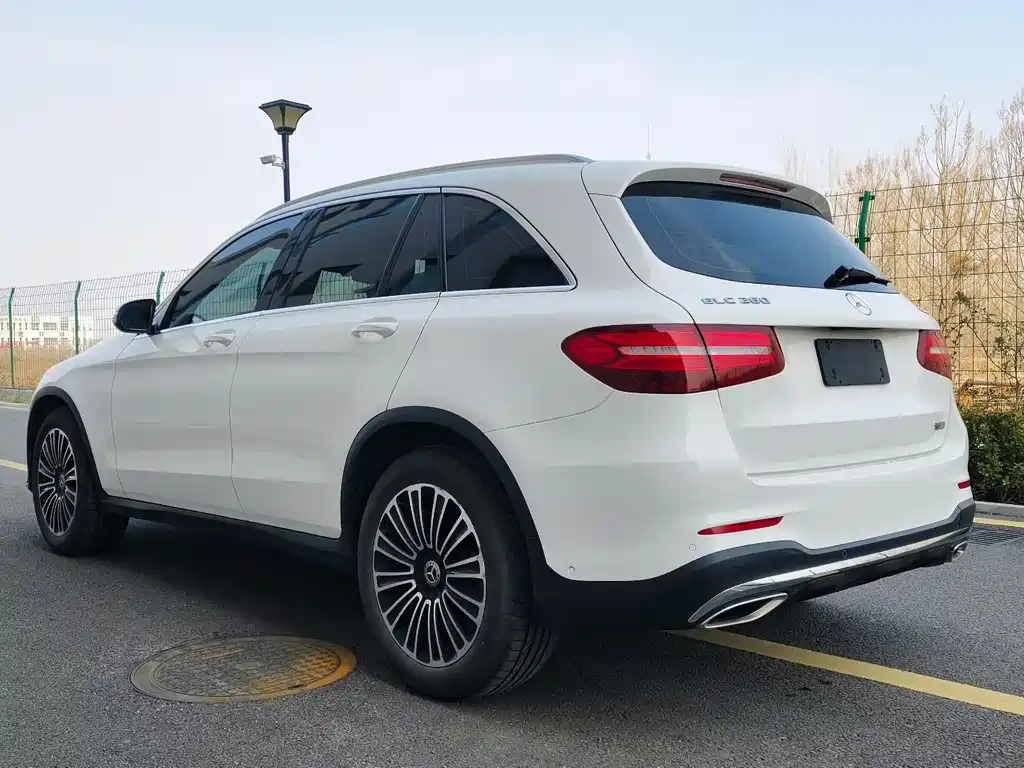 Mercedes-Benz GLC 2018 — фото 6