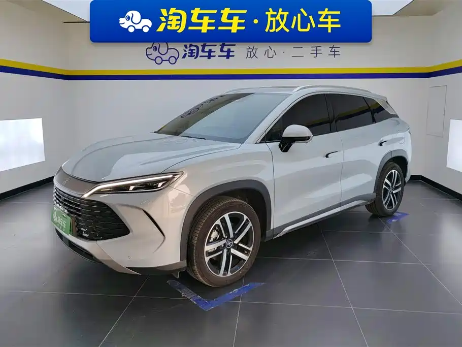 BYD L DM-i 2025