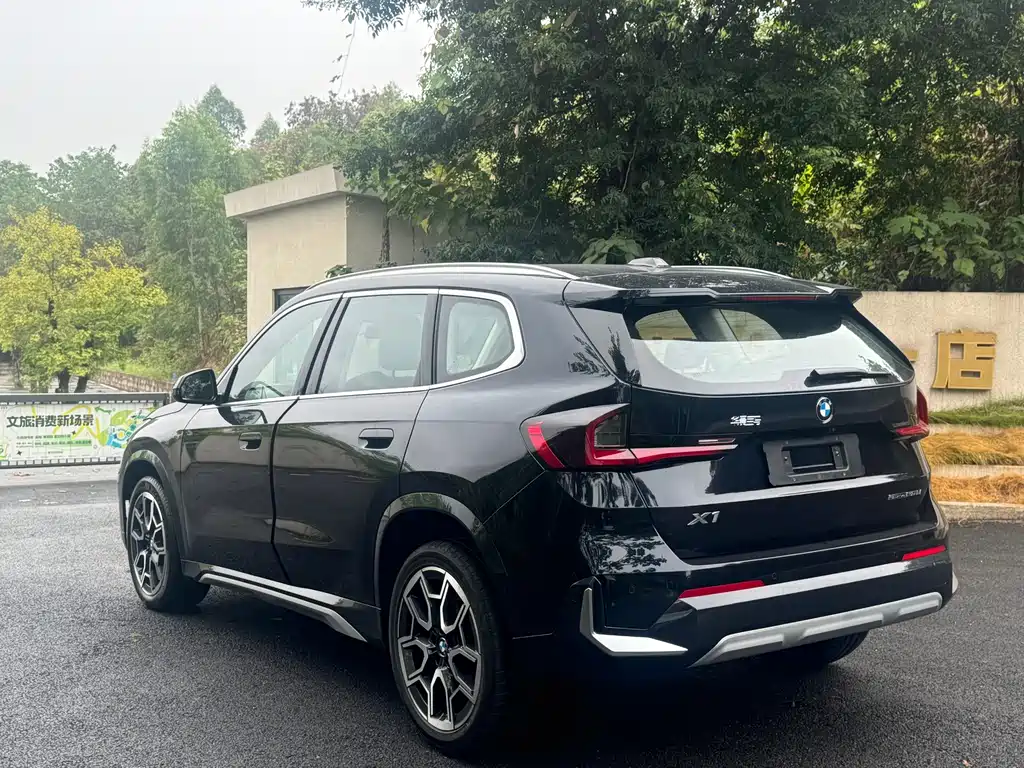 BMW X1 2025