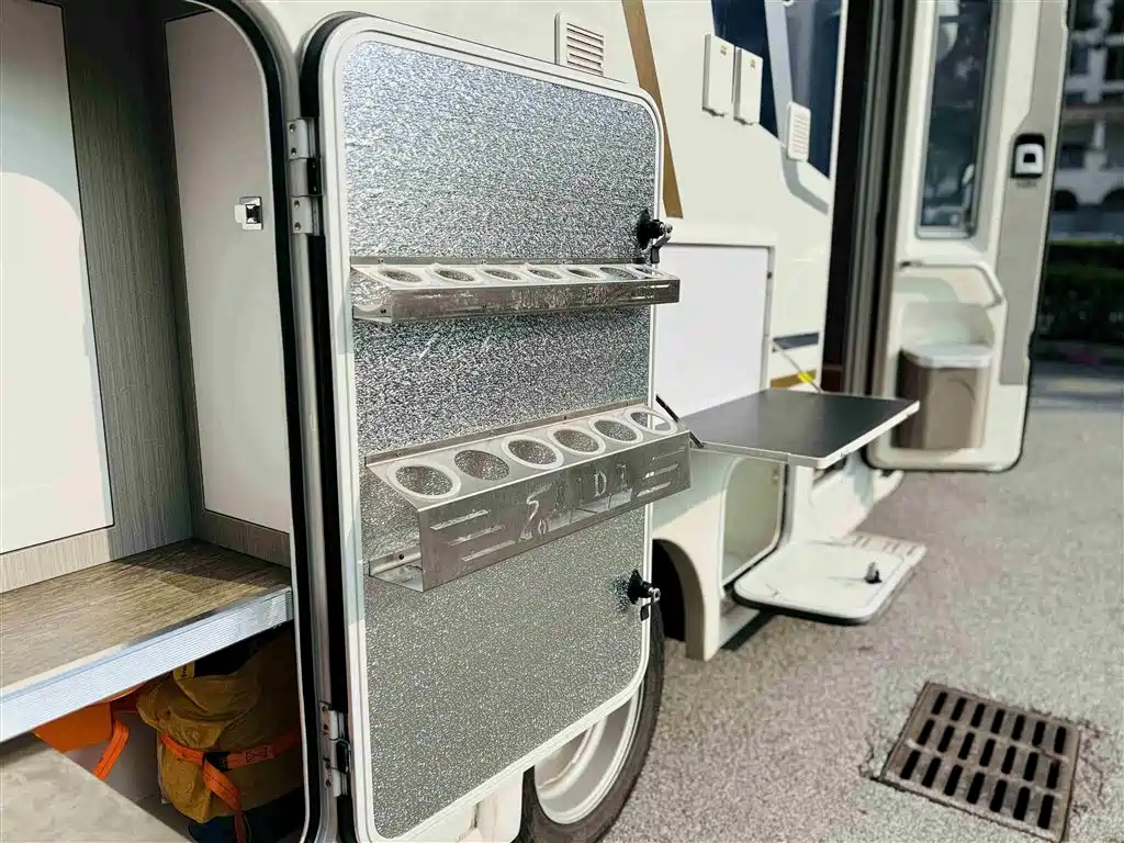 IVECO Ousheng 2023 — фото 36
