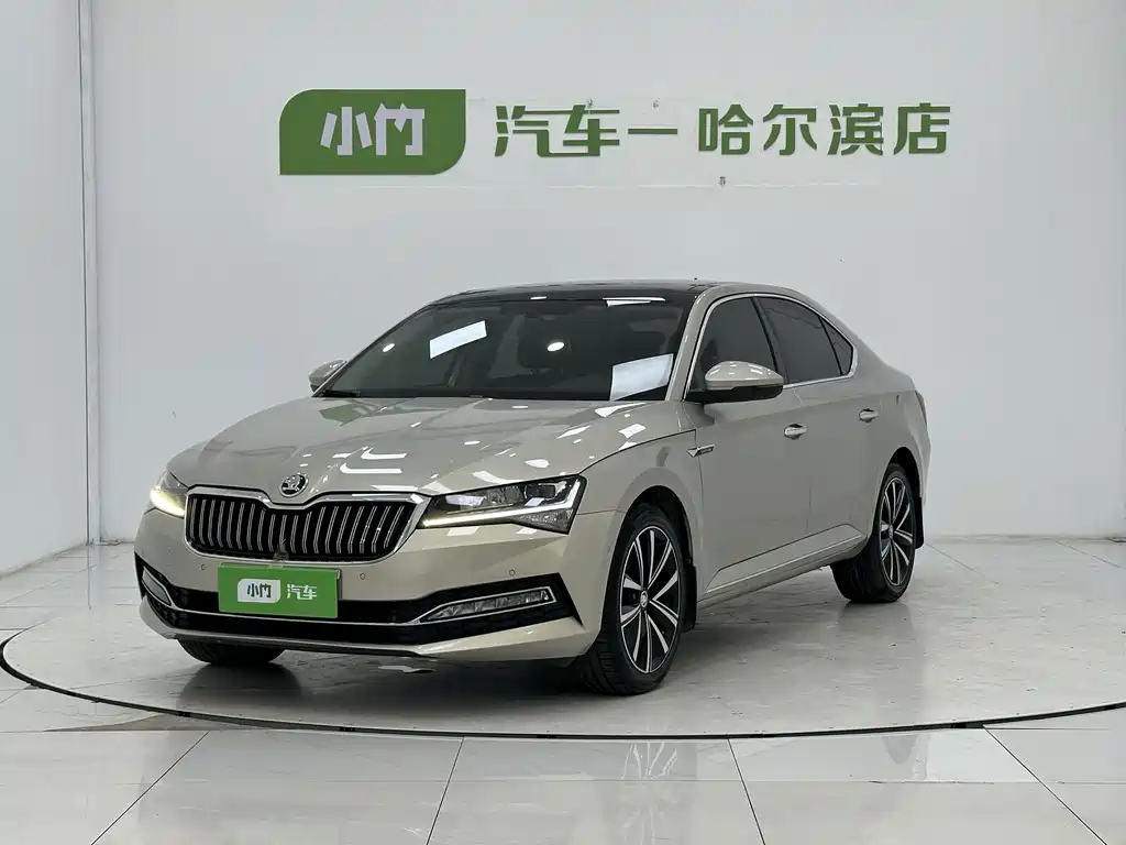 Skoda Superb 2022 — фото 1