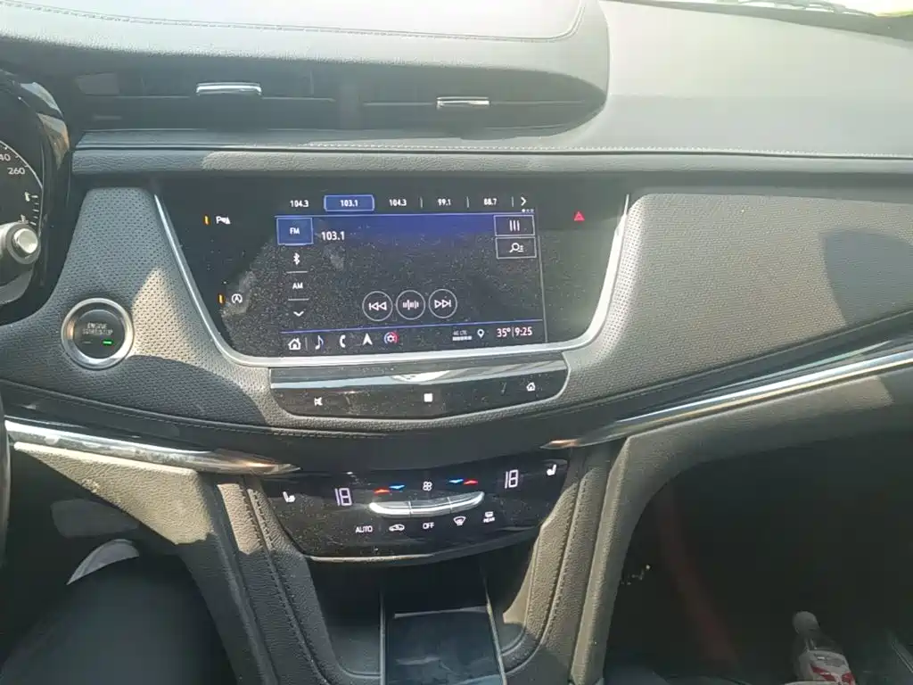Cadillac XT5 2020 — фото 13