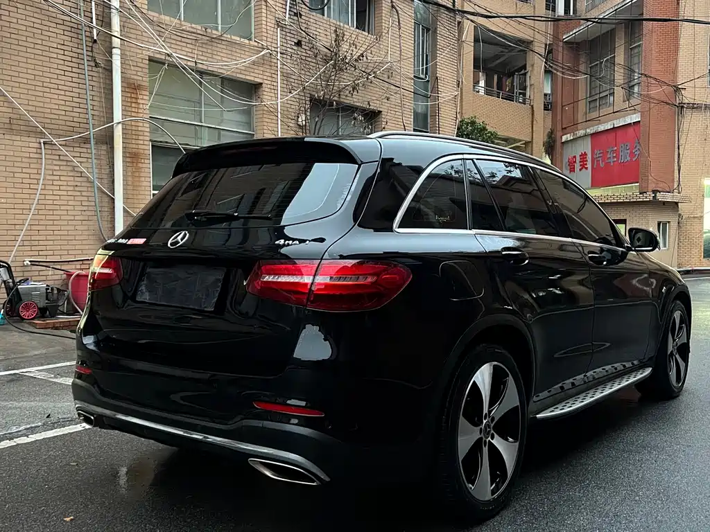 Mercedes-Benz GLC 2018 — фото 4