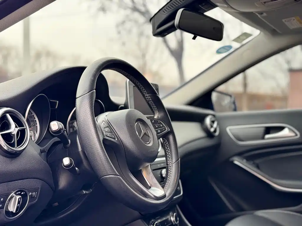 Mercedes-Benz GLA 2017 — фото 9