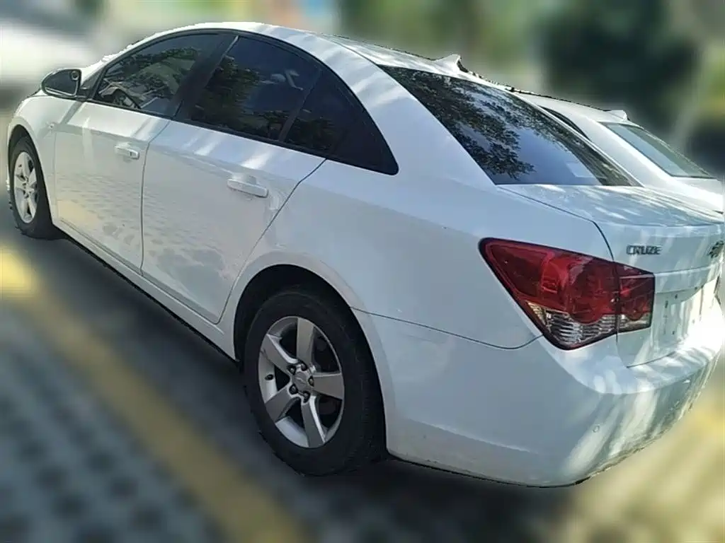 Chevrolet Cruze 2014 — фото 9
