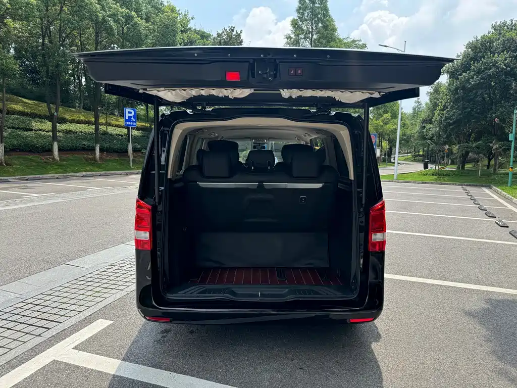 Mercedes-Benz Vito 2022 — фото 14