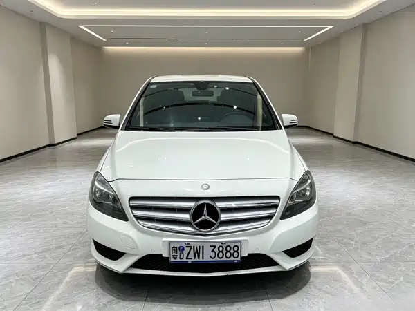 Mercedes-Benz B-Class 2013