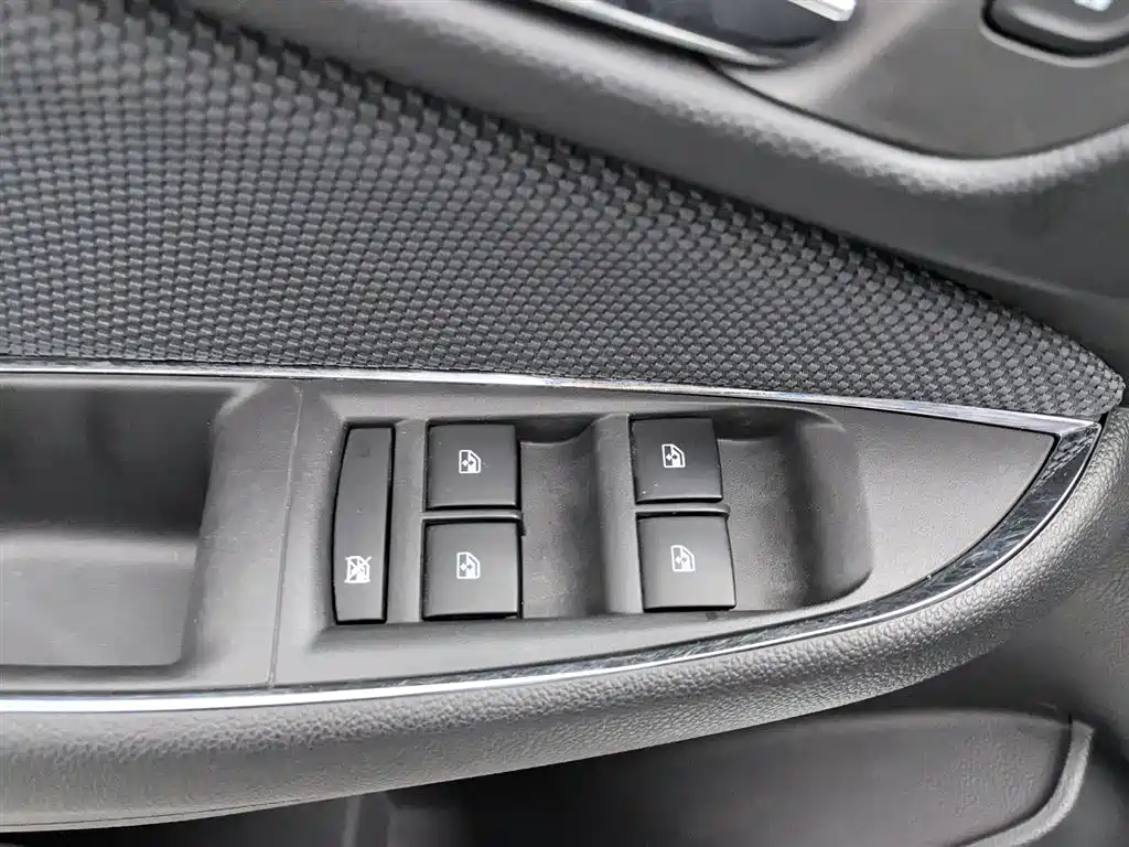 Chevrolet Cruze 2019 — фото 9