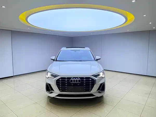 Audi Q3 2022