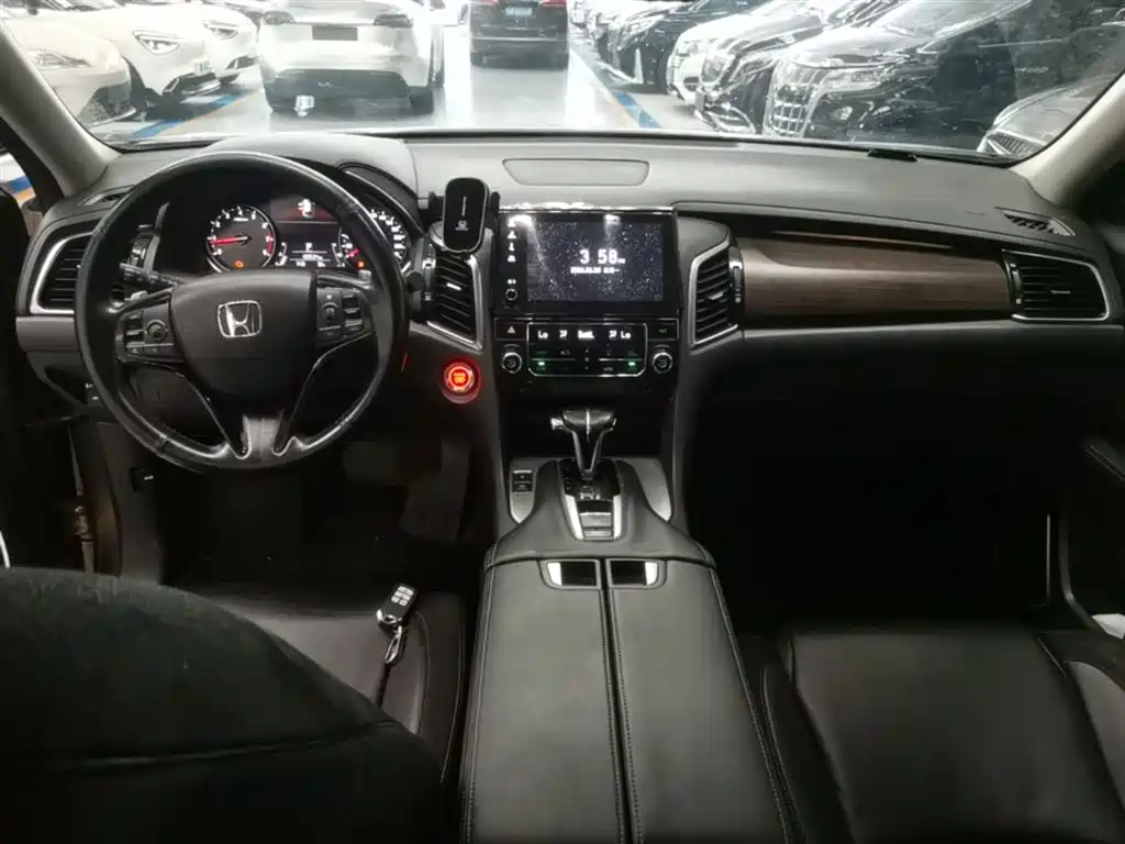 Honda Avancier 2017 — фото 10
