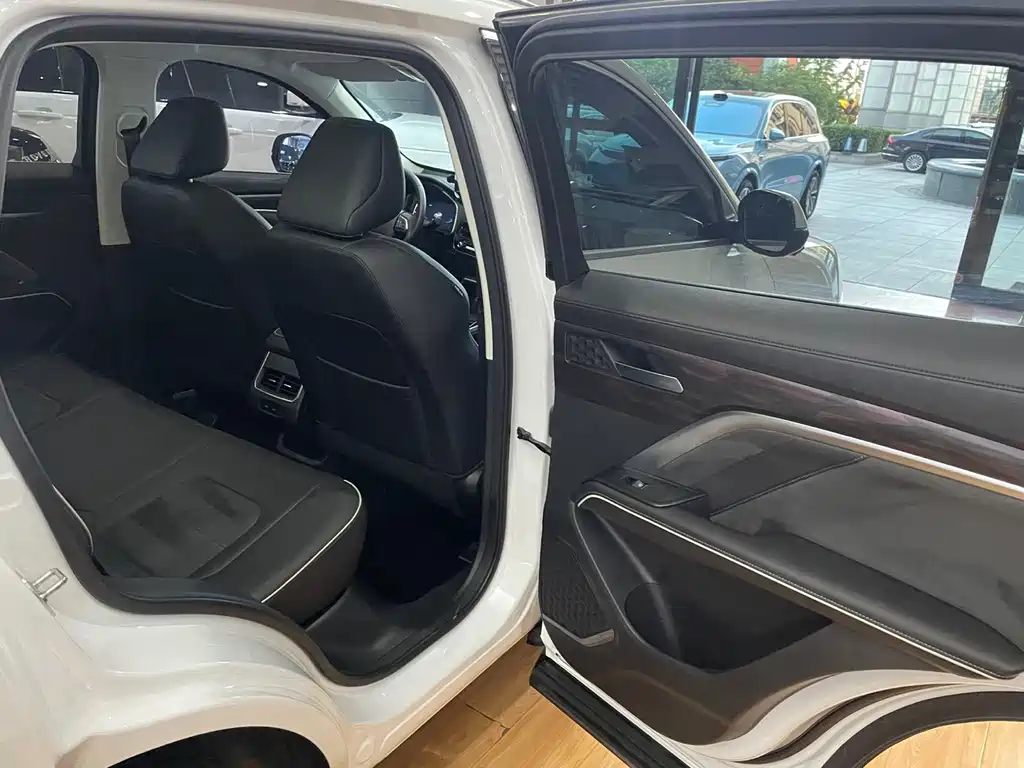 Haval H6 2023 — фото 14