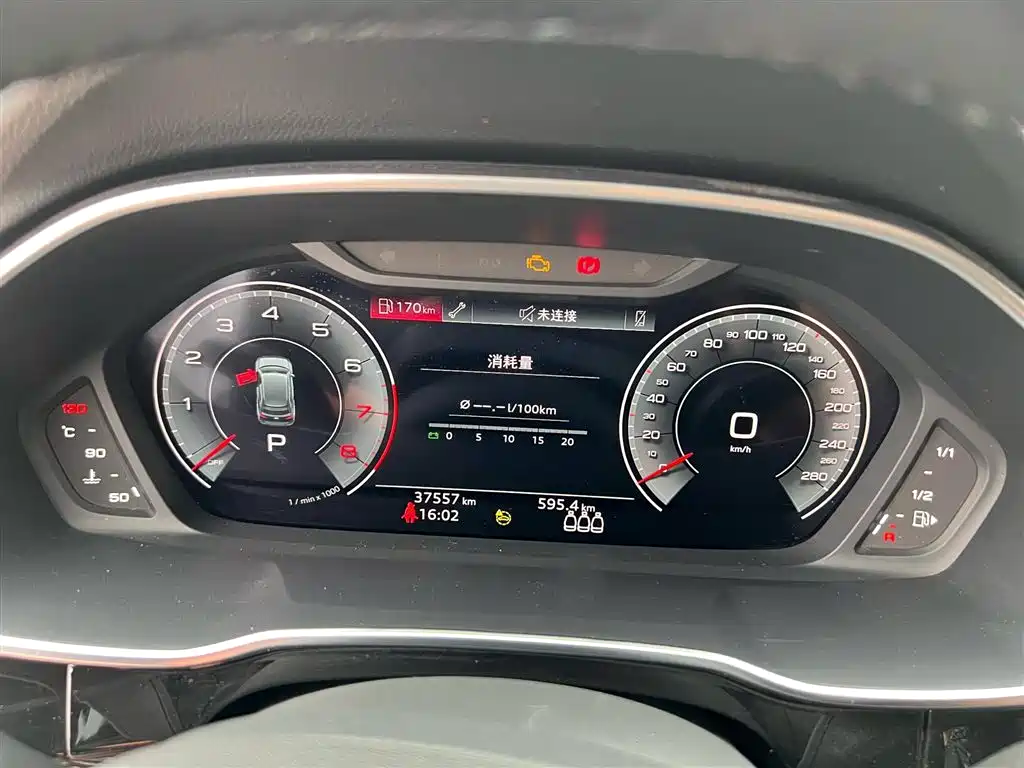 Audi Q3 2023 — фото 18