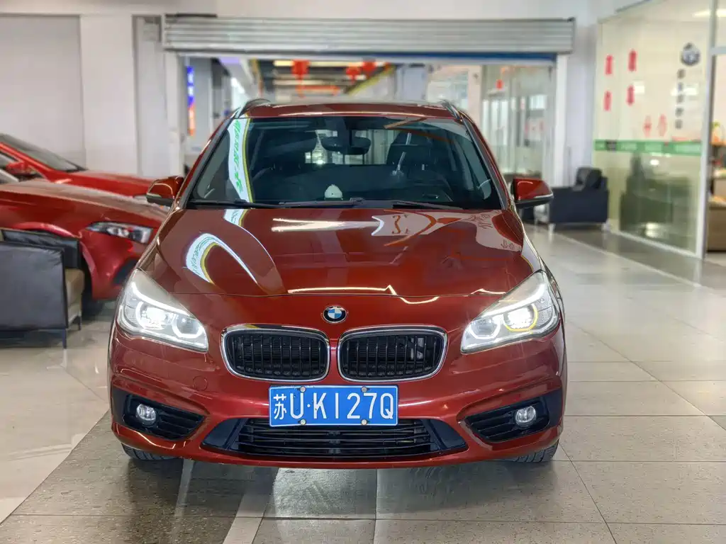 BMW 2 Series Active Tourer 2015 — фото 2