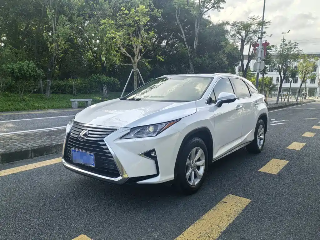 Lexus RX 2017 — фото 1