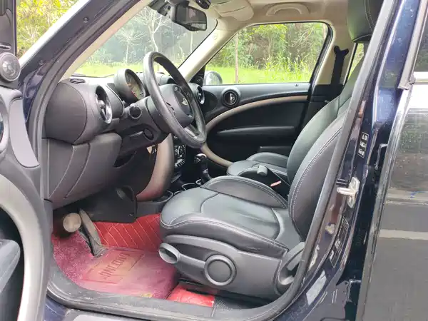 MINI Countryman 2016