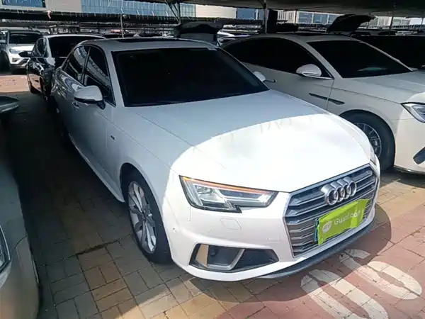 Audi A4L 2019