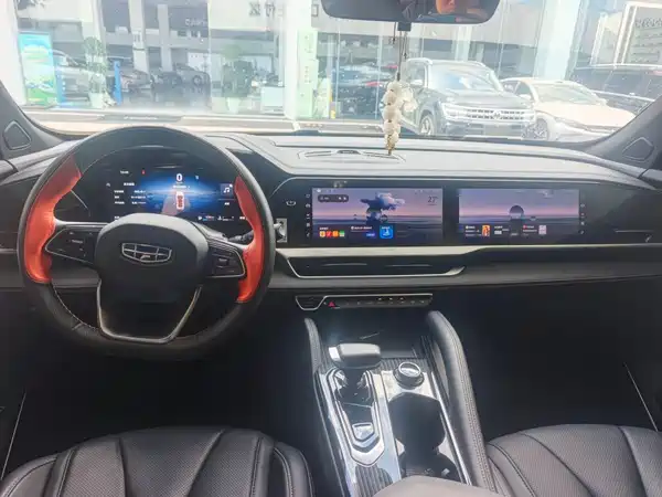 Geely Xingyue L 2025