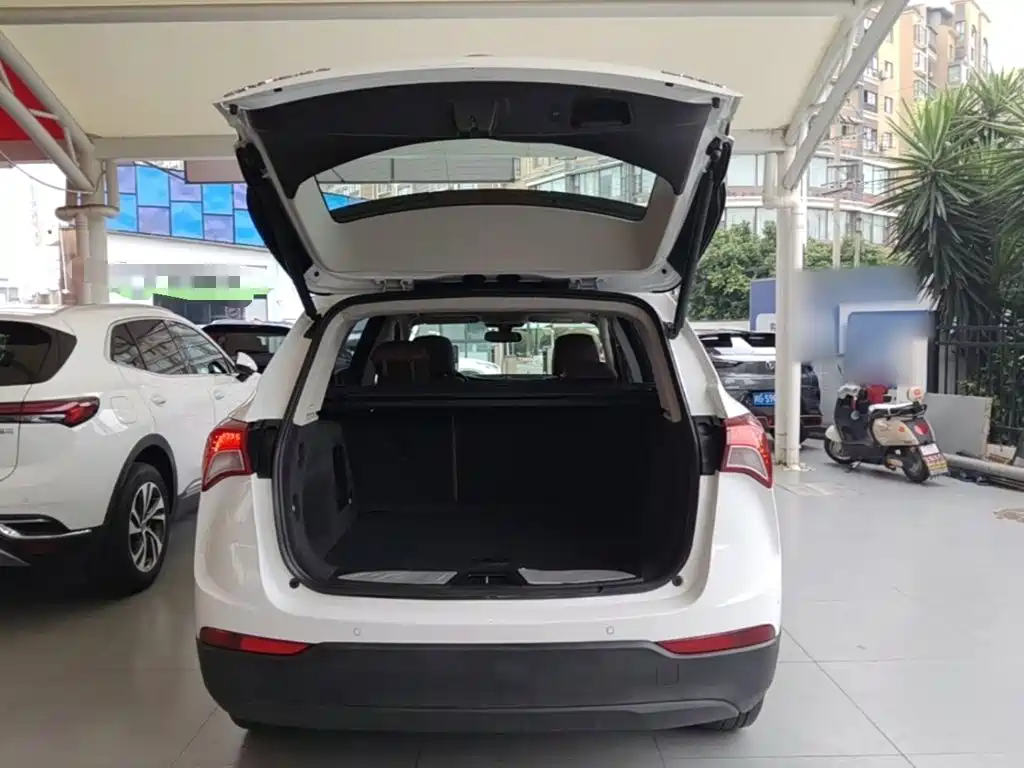 Buick Envision Plus 2018 — фото 19