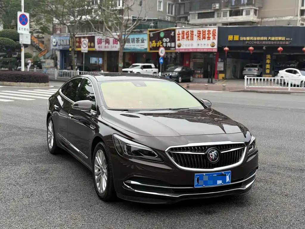 Buick LaCrosse 2017 — фото 3