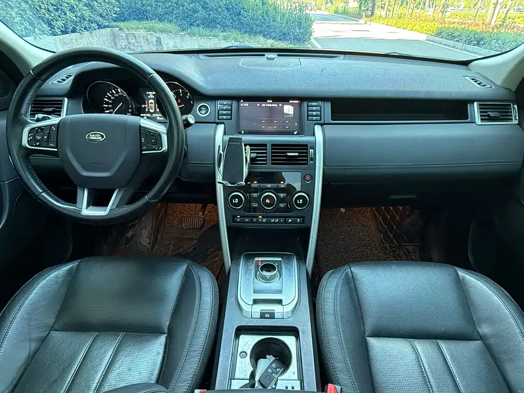 Land Rover Discovery Sport 2016 — фото 9