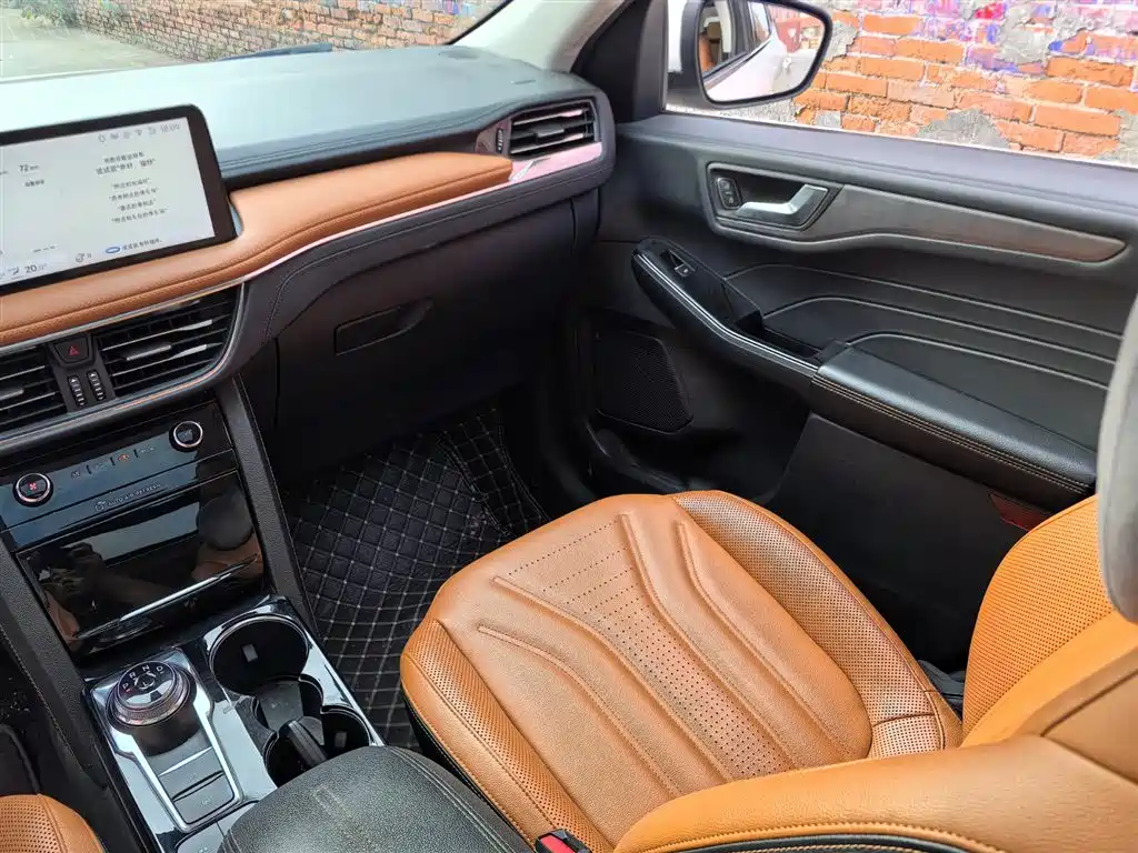 Ford Escape 2020 — фото 12