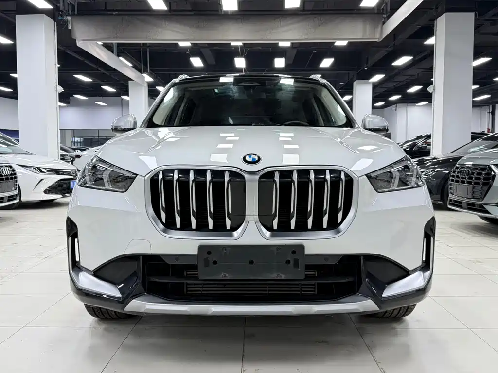 BMW X1 2023 — фото 3