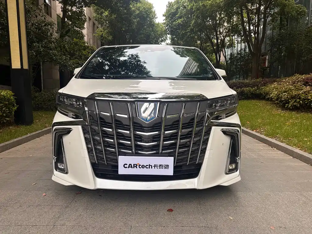Toyota Alphard 2020 — фото 2