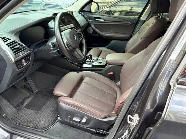BMW X3 2021