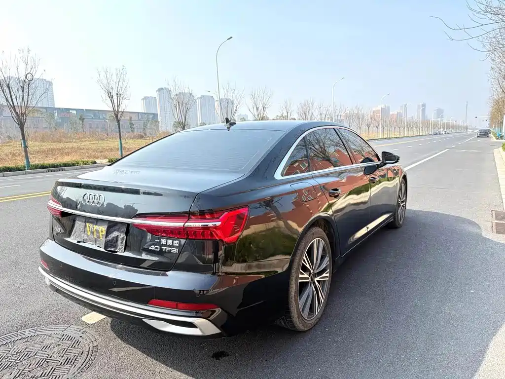 Audi A6L 2023 — фото 15