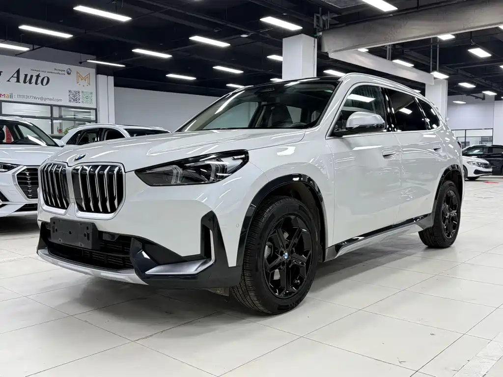 BMW X1 2023 — фото 1