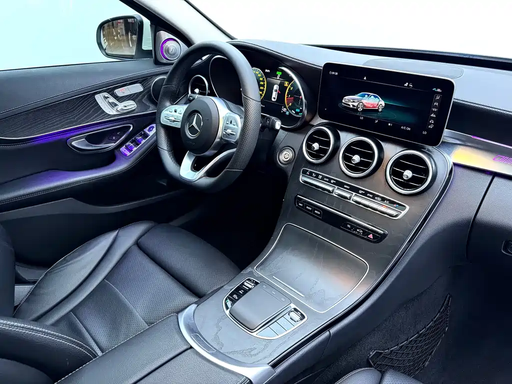 Mercedes-Benz C-Class 2020 — фото 28