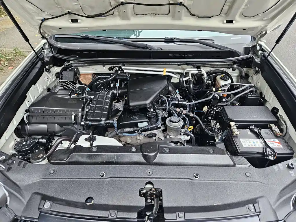 Toyota Prado 2015 — фото 4