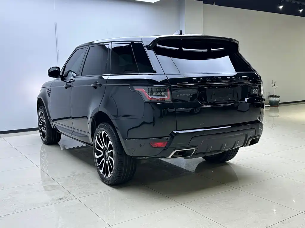 Land Rover Range Rover Sport 2021 — фото 7