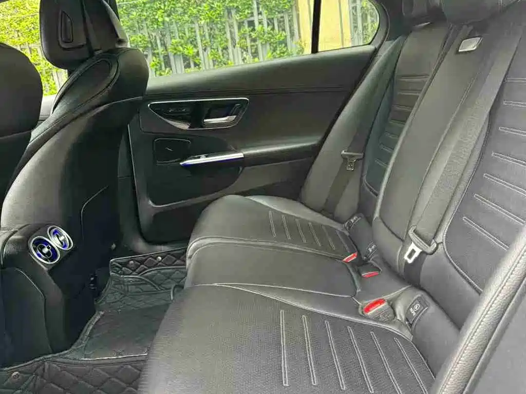 Mercedes-Benz C-Class 2022 — фото 10