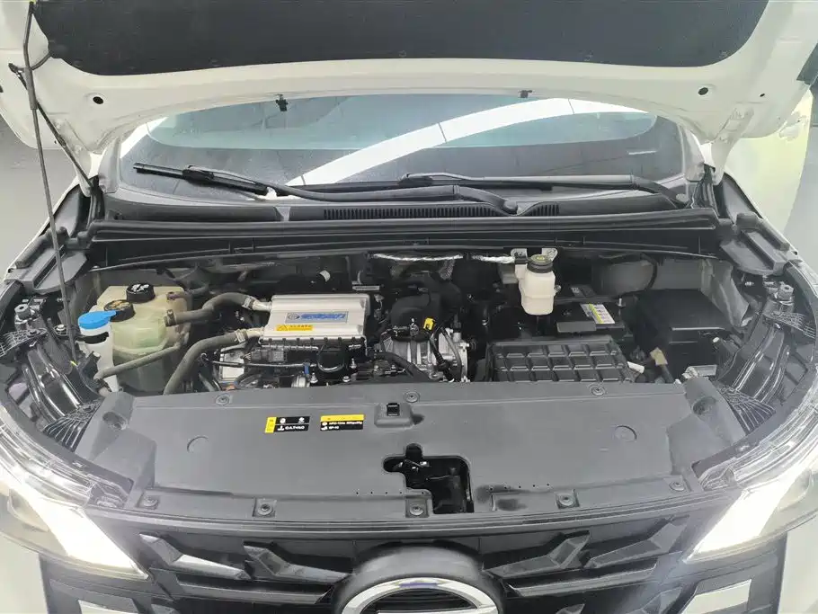 GAC Motor Trumpchi M6 2023 — фото 10