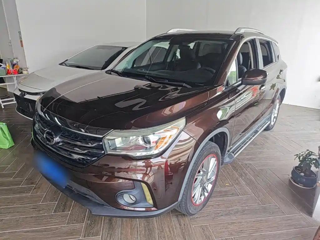 GAC Trumpchi GS4 2016 — фото 1