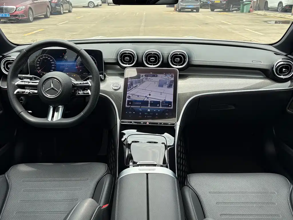 Mercedes-Benz C-Class 2023