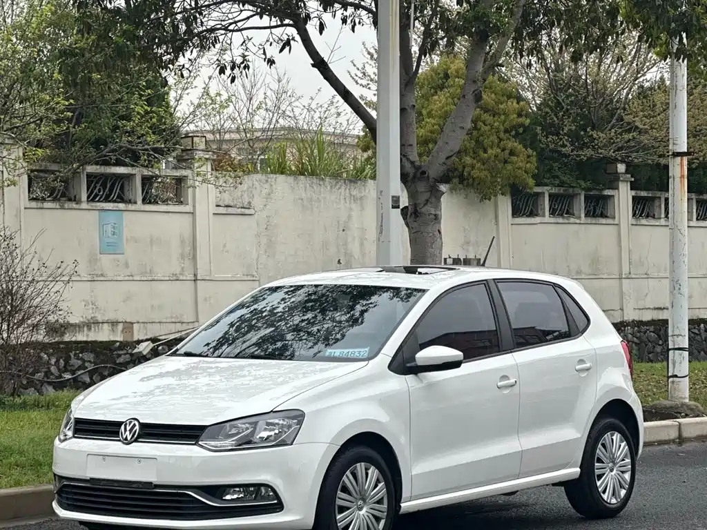 Volkswagen Polo 2018 — фото 1