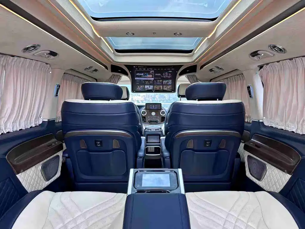 Mercedes-Benz Vito 2021 — фото 13
