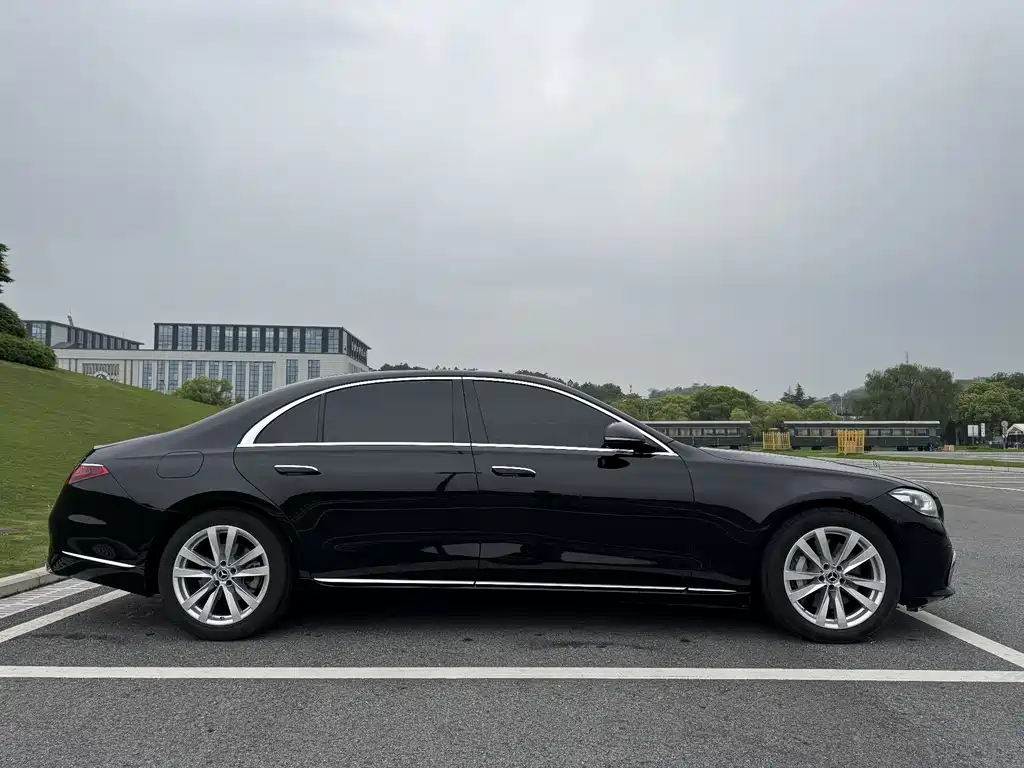 Mercedes-Benz S-Class 2022 — фото 4