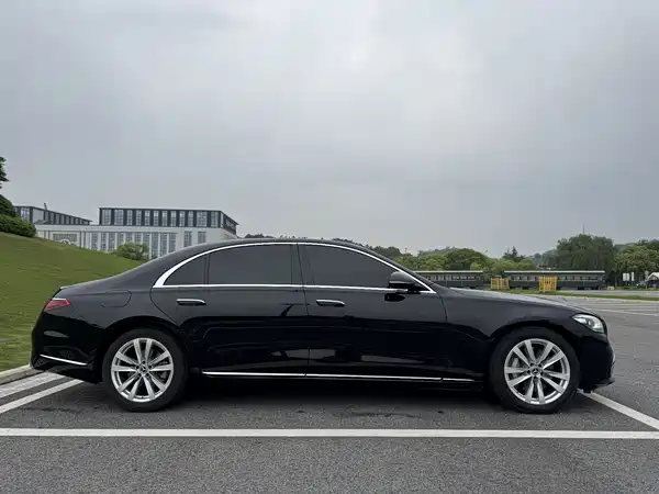 Mercedes-Benz S-Class 2022